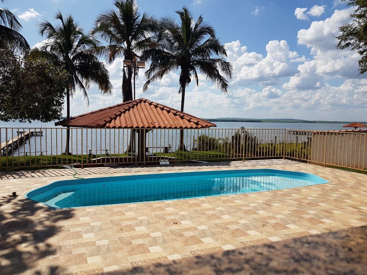 Piscina do rancho